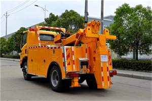 会泽高速路拖车费